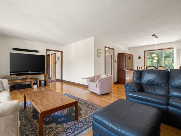 10 Idylwilde Rd, Lexington MA 02421