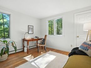 28 Pine St, Duxbury MA 02332