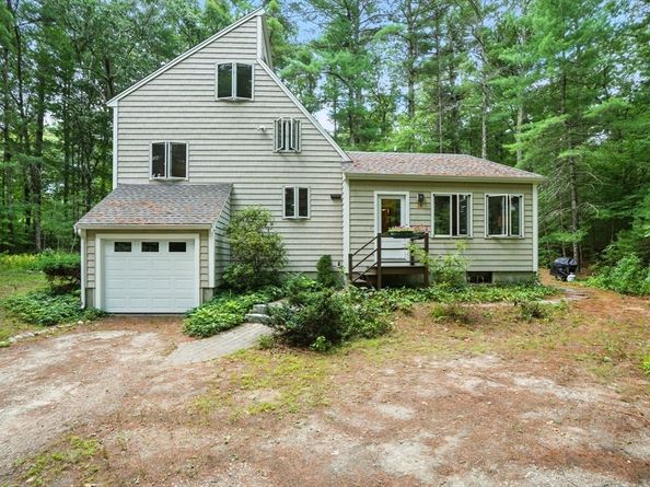 28 Pine St, Duxbury MA 02332