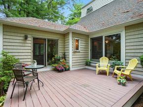 28 Pine St, Duxbury MA 02332