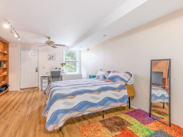 17 Bixby Rd 7, Spencer MA 01562
