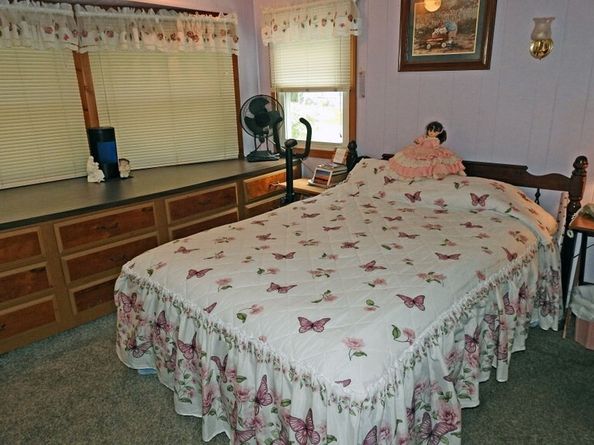 42 Michael Street, Wareham MA 02576