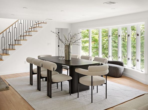 171 Shaw Rd, Brookline MA 02467