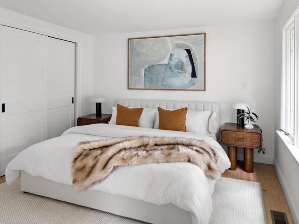 171 Shaw Rd, Brookline MA 02467