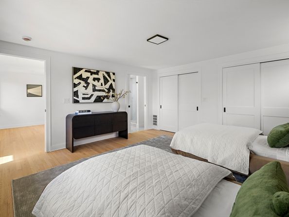 171 Shaw Rd, Brookline MA 02467