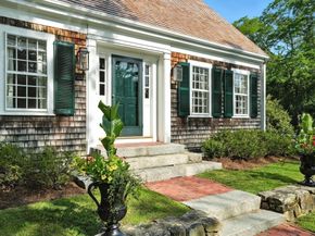 39 Bay Pond Rd, Duxbury MA 02332