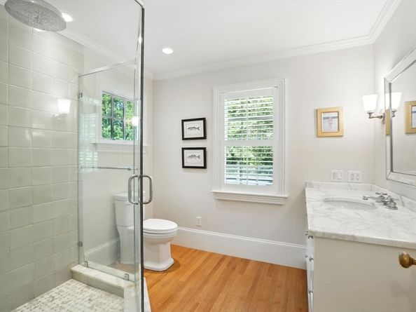39 Bay Pond Rd, Duxbury MA 02332