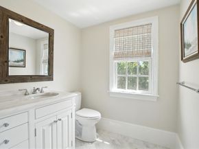 39 Bay Pond Rd, Duxbury MA 02332