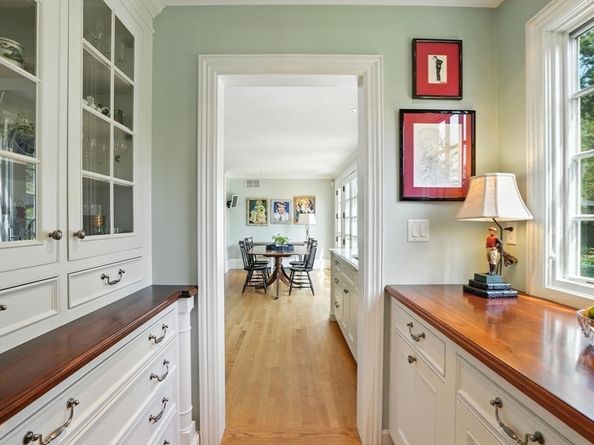 39 Bay Pond Rd, Duxbury MA 02332