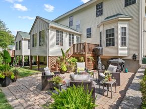 58 Village Circle 58, Milford MA 01757