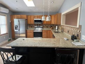 381 Oxford No, Auburn MA 01501