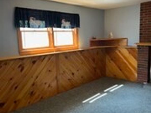 381 Oxford No, Auburn MA 01501