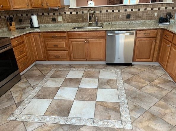 381 Oxford No, Auburn MA 01501