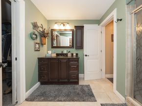 149 Berry Corner Rd, Charlton MA 01507
