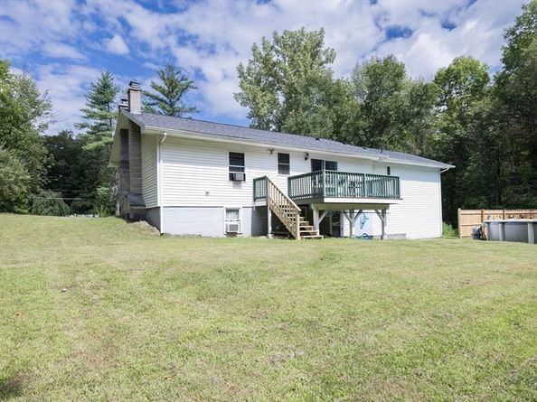 149 Berry Corner Rd, Charlton MA 01507