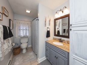149 Berry Corner Rd, Charlton MA 01507