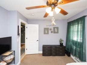 149 Berry Corner Rd, Charlton MA 01507