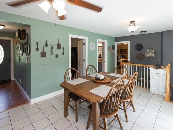 149 Berry Corner Rd, Charlton MA 01507