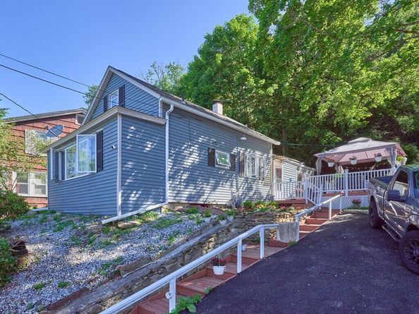 53 Temple Street, Spencer MA 01562