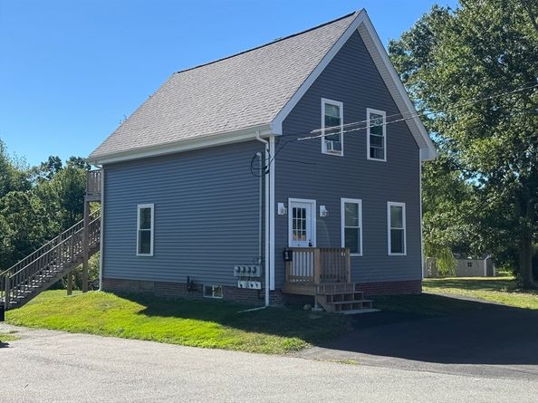 81 Bedford St, Whitman MA 02382