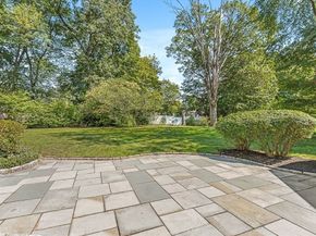 177 Main St, Wayland MA 01778