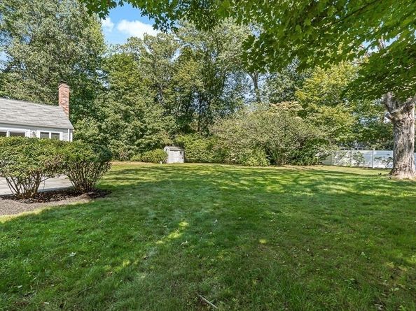 177 Main St, Wayland MA 01778