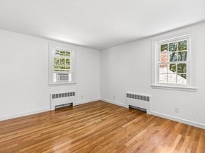 177 Main St, Wayland MA 01778