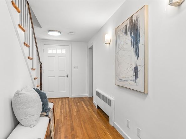 177 Main St, Wayland MA 01778