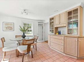177 Main St, Wayland MA 01778