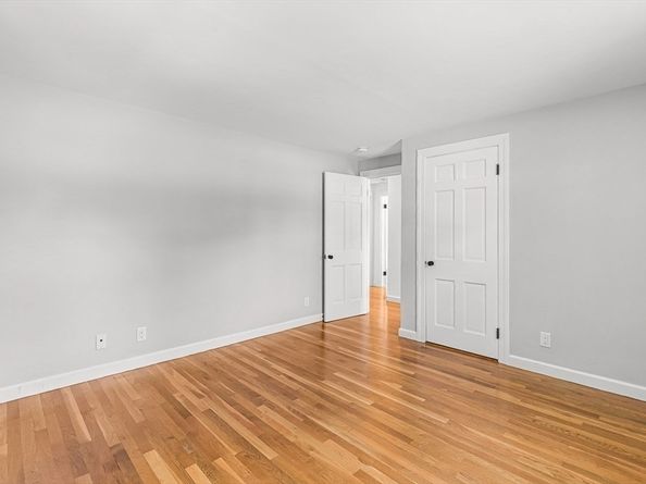 177 Main St, Wayland MA 01778