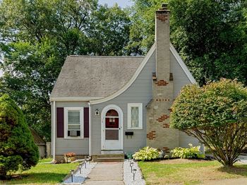 12 Friedel St