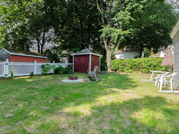 12 Friedel St, Worcester MA 01603