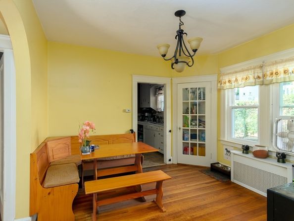 12 Friedel St, Worcester MA 01603
