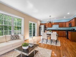 90 Rangeway Road 303, Billerica MA 01862