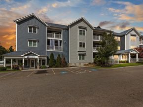 181 South Franklin St. 102, Holbrook MA 02343