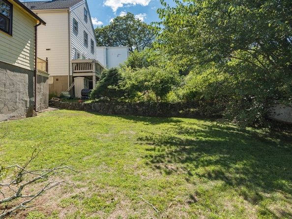 23 Argyle Rd, Arlington MA 02476