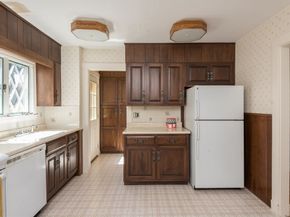 23 Argyle Rd, Arlington MA 02476