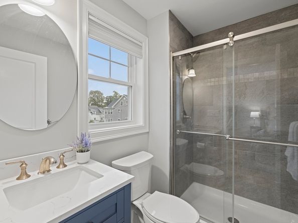 3 Lowell St A, Waltham MA 02453