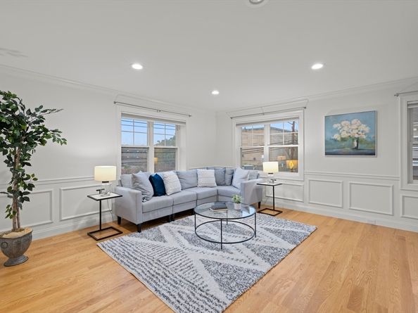 3 Lowell St A, Waltham MA 02453