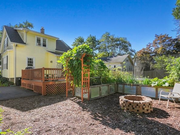 36 Francis Avenue, Shrewsbury MA 01545