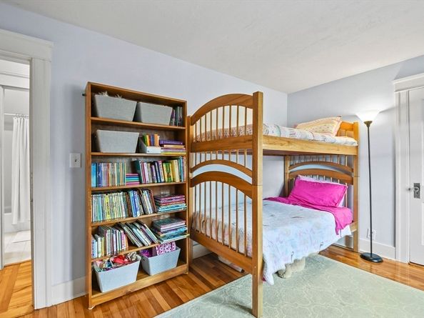 36 Francis Avenue, Shrewsbury MA 01545