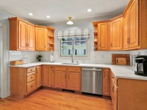 36 Francis Avenue, Shrewsbury MA 01545