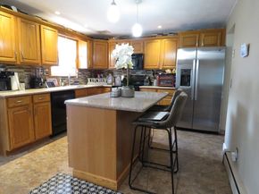 31 Van Cliff, Brockton MA 02301