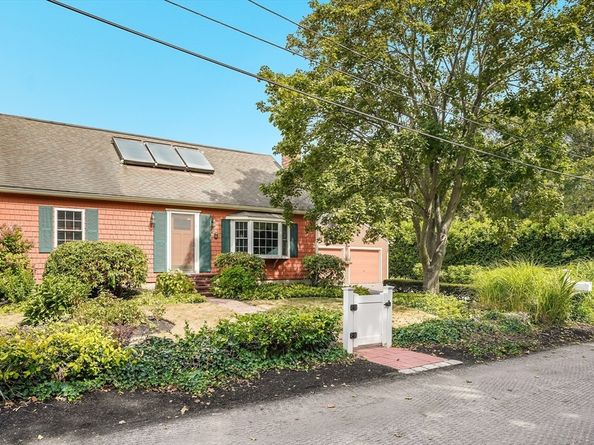 42 Riverview Dr, Newbury MA 01951