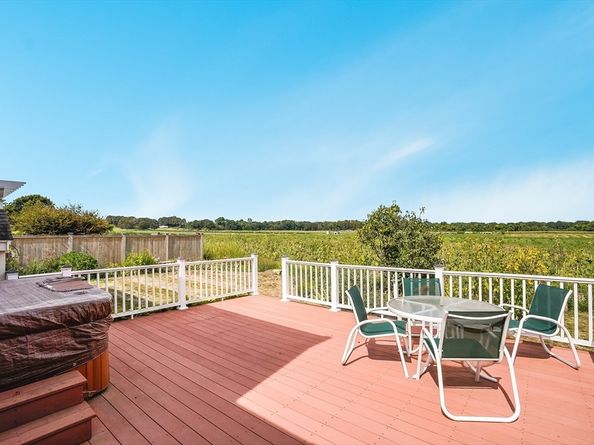 42 Riverview Dr, Newbury MA 01951