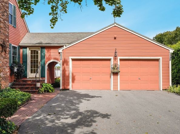 42 Riverview Dr, Newbury MA 01951