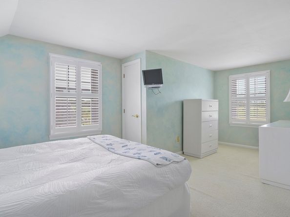 42 Riverview Dr, Newbury MA 01951