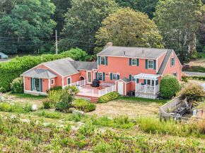 42 Riverview Dr, Newbury MA 01951