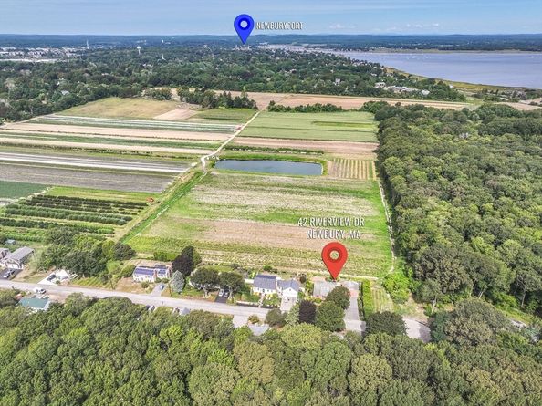 42 Riverview Dr, Newbury MA 01951