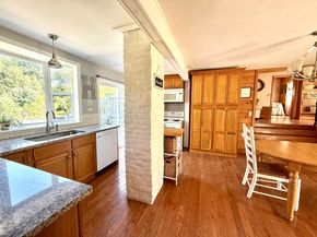 27 Mayflower Circle, Holden MA 01520